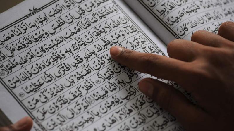 Jadikan amalan belajar membaca Al-Quran di rumah suatu kewajiban